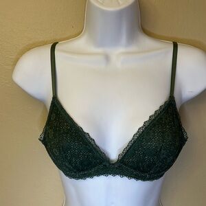 Victoria’s Secret Green Bralette Size XS